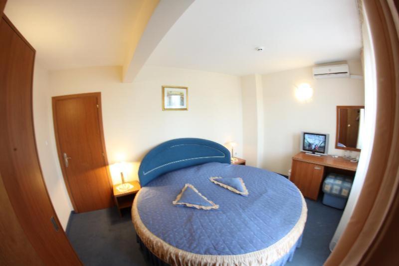 Italia Hotel Nessebar Zimmer foto